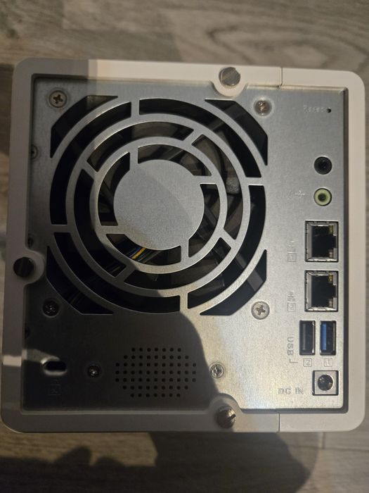 Nas qnap ts328 cu ssd 128gb quad core