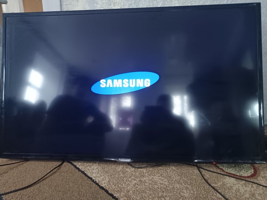 Продам телевизор SAMSUNG