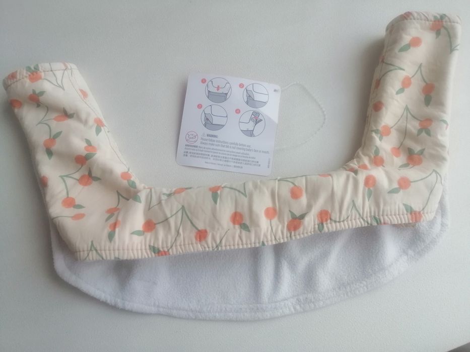 Ergobaby протектор за презрамки и подбрадичка