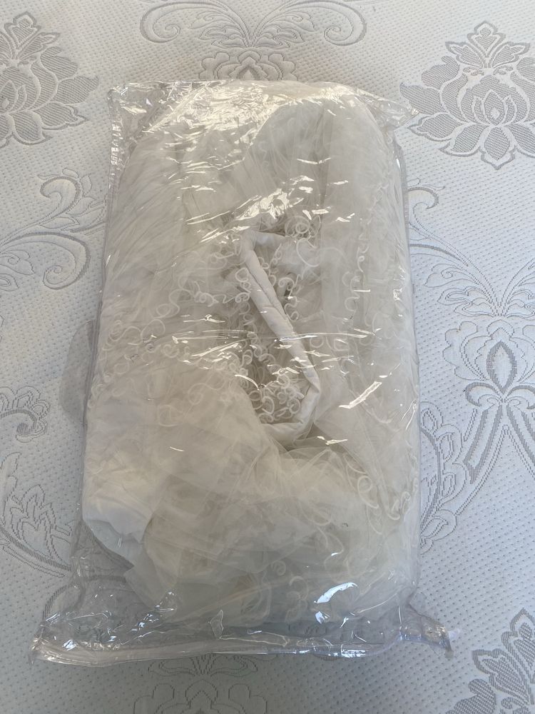 Конверт и одежда для новорожденных