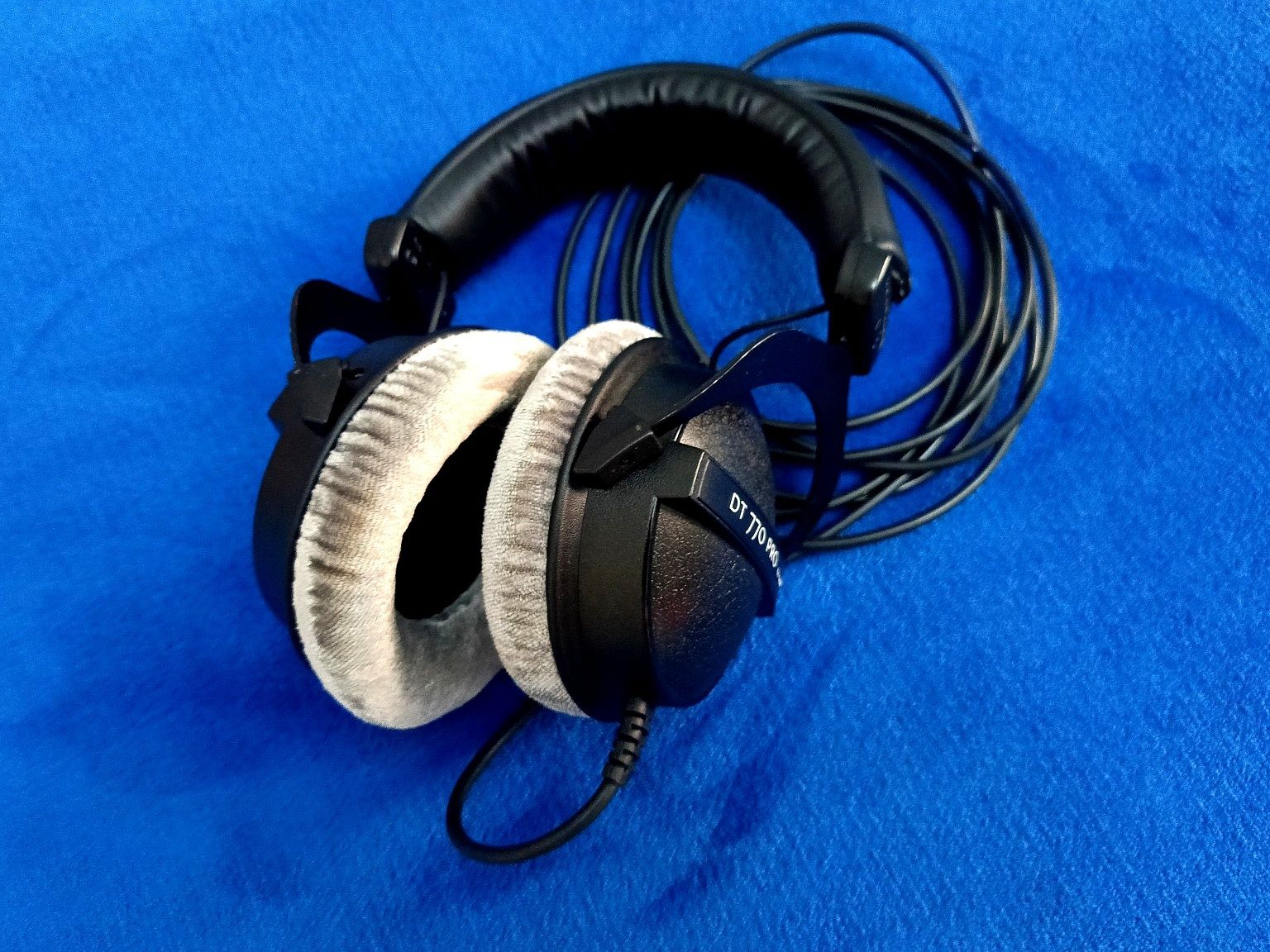 Продам наушники Beyerdynamic DT 770 PRO 80 Ohm