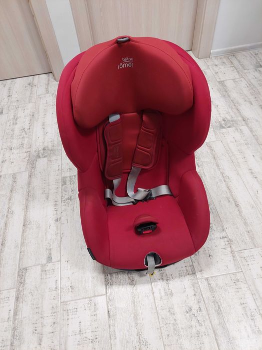 Столче за кола Britax Trifix i-SIZE 76-105 см, до 22кг