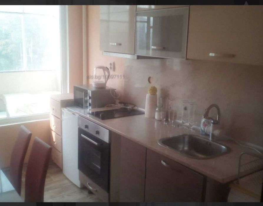 Дава се под наем Тристаен апартамент в Бургас, Лазур - 70 кв.м за 550 € - Снимка #3