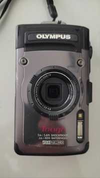 Olympus Tough TG-1, фотоапарат водоустойчив противоударен