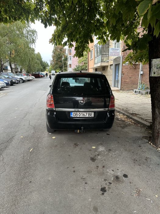 Opel Zafira B (A05)