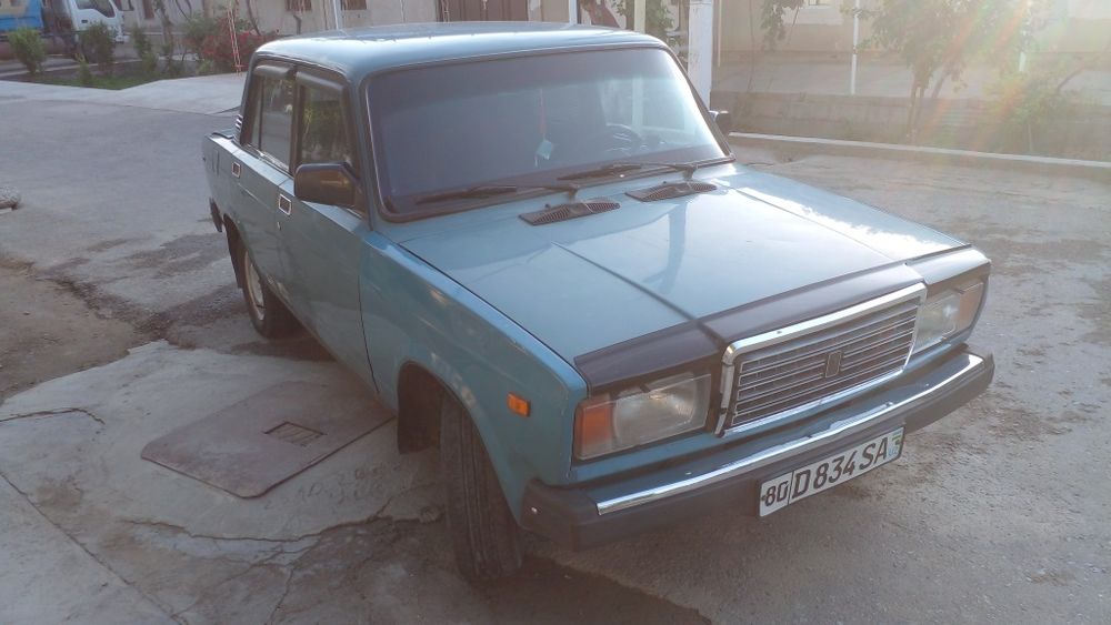 Moshina vaz 2107