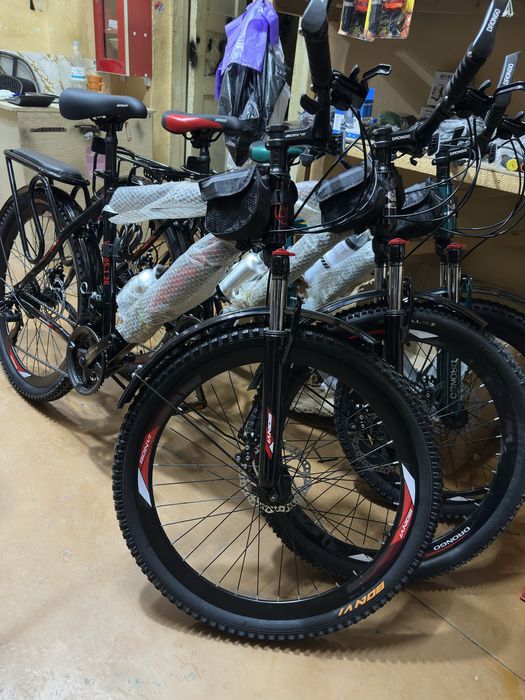 bonvi.  drongo. firma yangi veliklar 26razmer