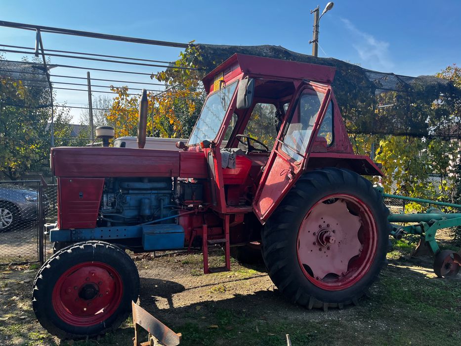 Tractor U650 si utilaje agricole