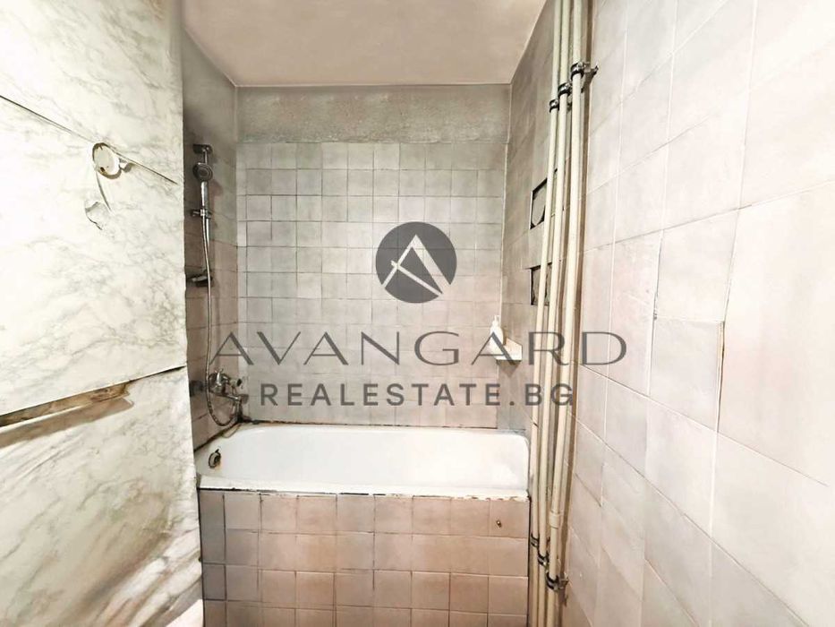 Продава се Тристаен апартамент в Пловдив, Тракия - 80 кв.м за 1413 €/кв.м - Снимка #7