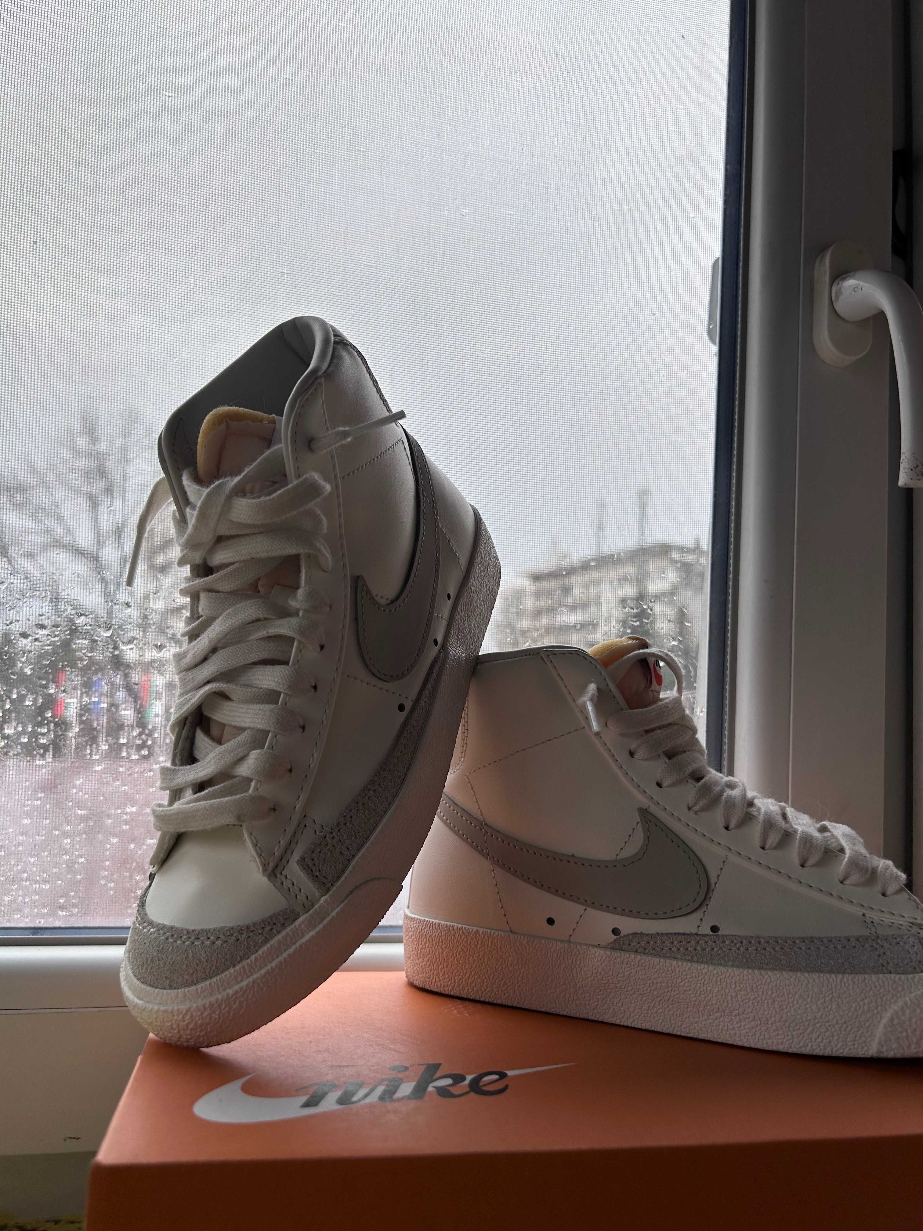 Чисто нови Nike W Blazer Mid '77 36.5