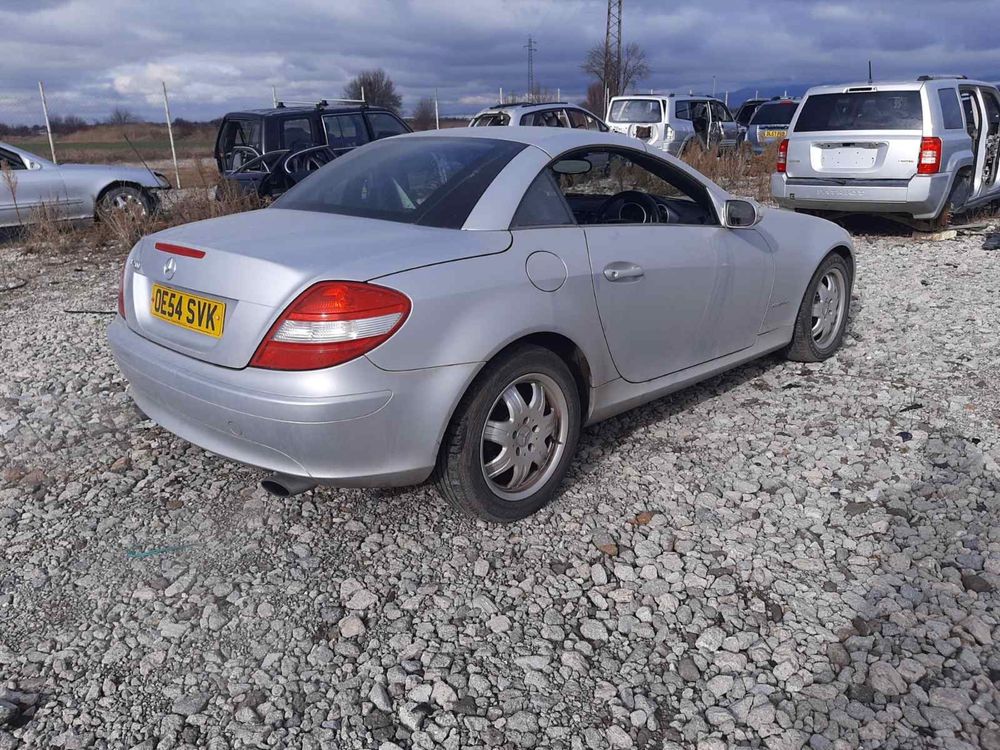 За Части Mercedes slk 2.0 kompressor 2006 г