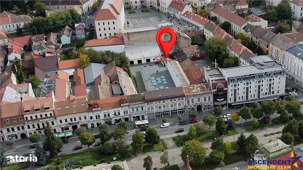 FILM& Tur 3D!Casa cu 4 camere si curte, Central, Targu Mures