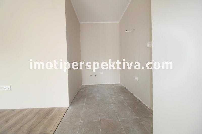 Продава се Тристаен апартамент в Пловдив, Център - 90 кв.м за 2000 €/кв.м - Снимка #8