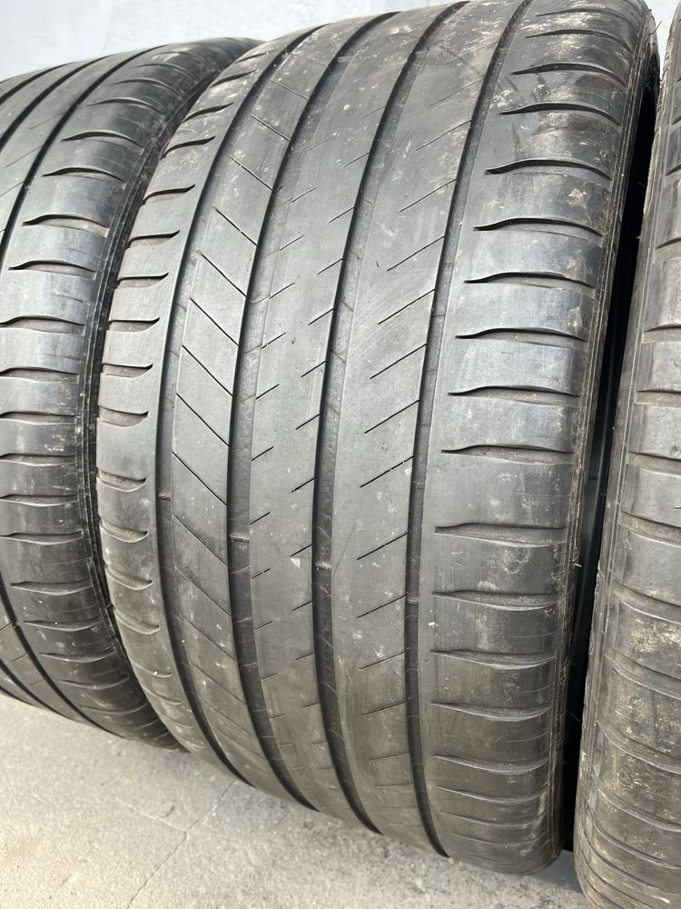 4 бр.гуми спорт пакет 265/40/21 и 295/35/21 Michelin DOT 4520 4-4,5 mm