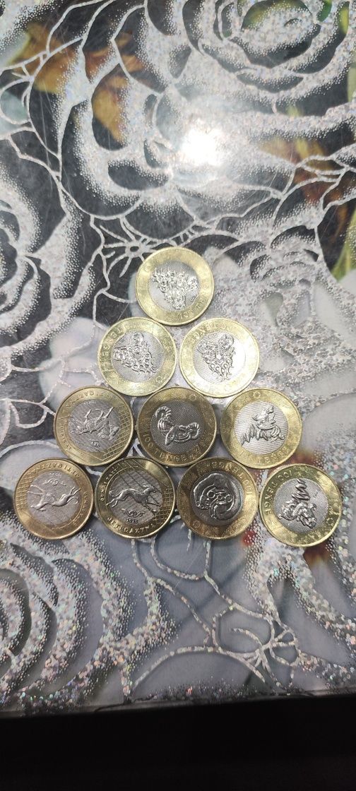 коллекционные монеты 100 тенге