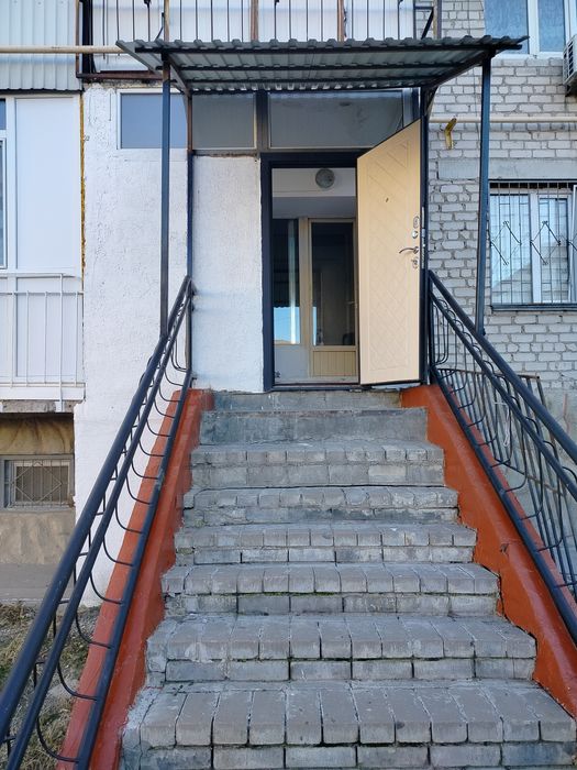 Продам малосемйную квартиру