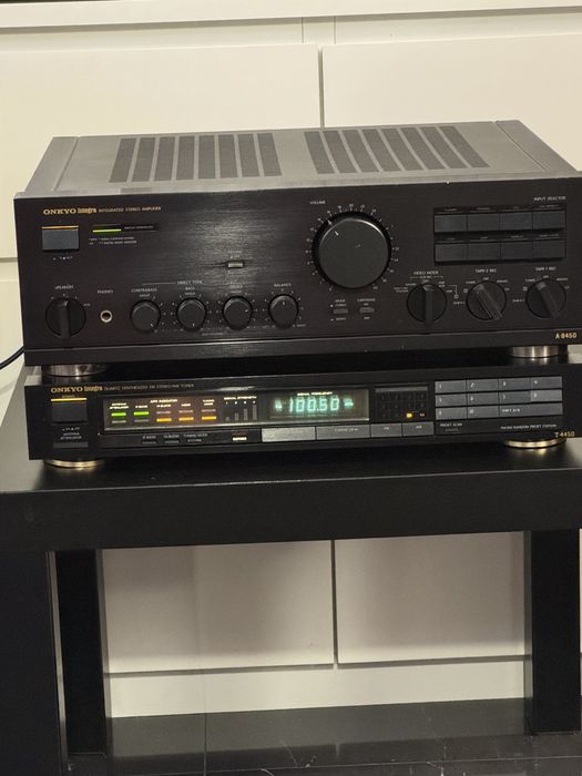 Комплект усилвател с тонколони и тунер ONKYO