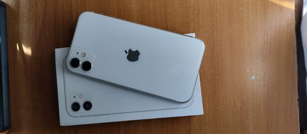 Iphone 11/64 Gb..