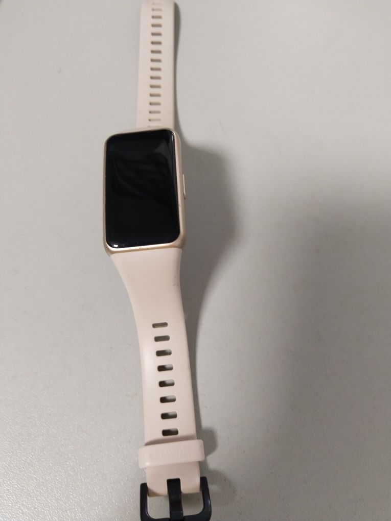 Huawei Band 6   (Атырау Индер 0613/358866)