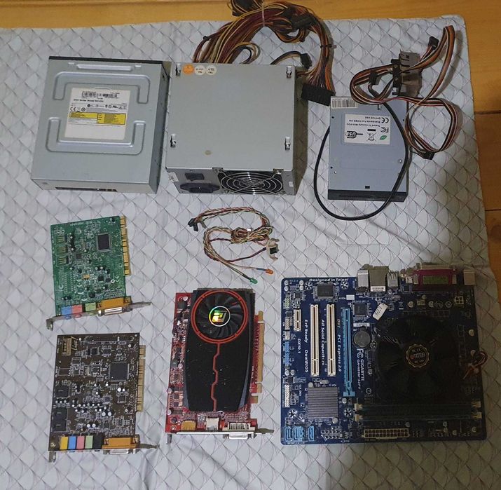 Computer / Laptop piese de schimb + 4x Boxe