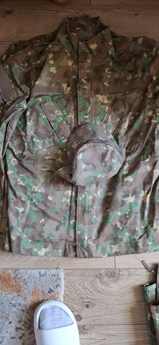 Tinuta militara combat