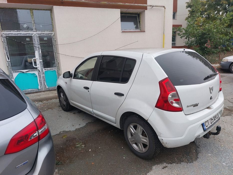 Dacia sandero 1.6.    An 2008