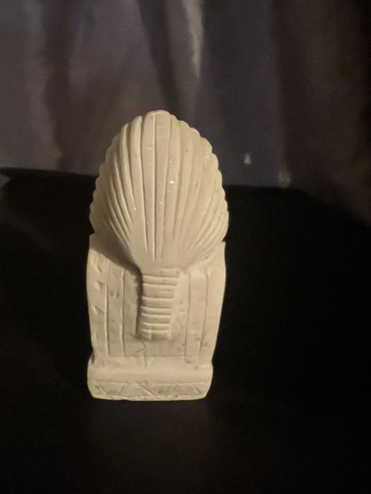 Bust vintage al faraonului Tutankhamon,din piatra de alabastru egiptea