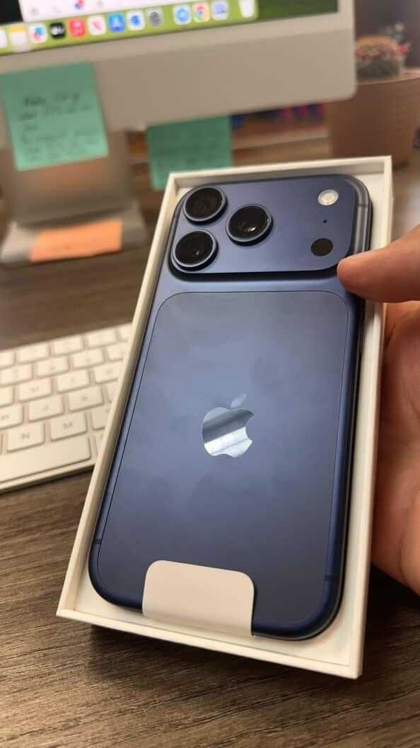 Iphone 17 pro 256 gb e sim blue sotiladi faqat amerikadan keladi