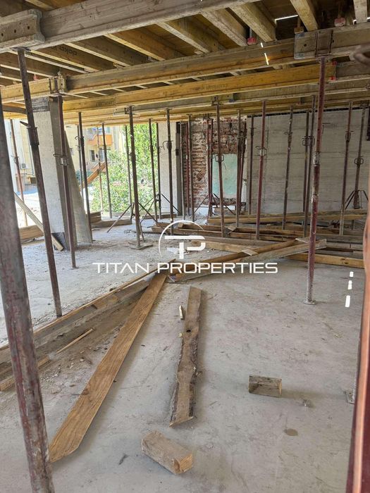 Продава се Тристаен апартамент в Пловдив, Южен - 95 кв.м за 1300 €/кв.м - Снимка #2