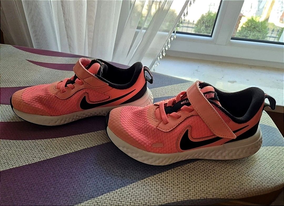 Nike/Найк страхотни маратонки!