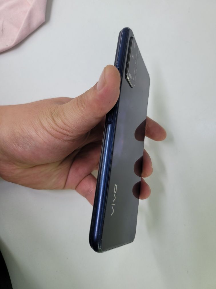 Vivo Y20 в идеальном состояний