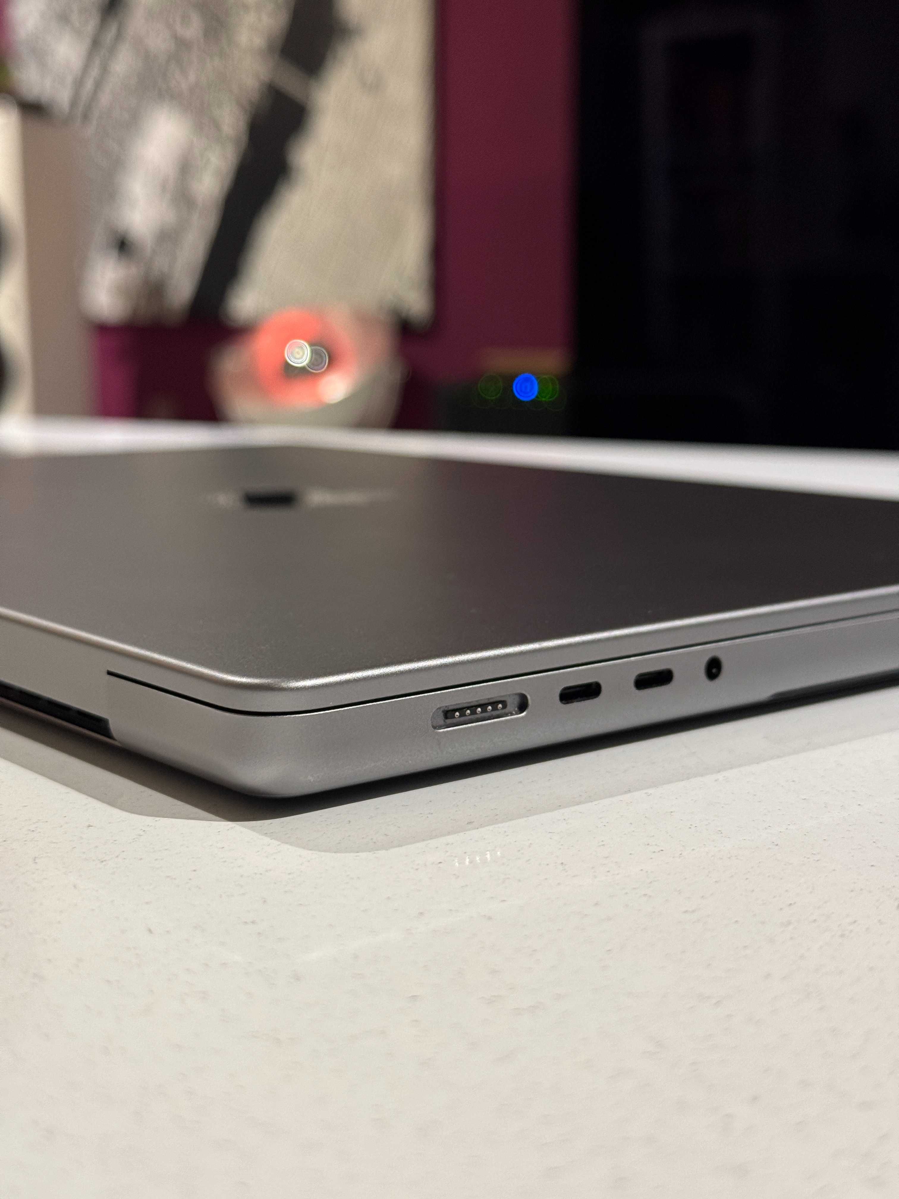 Apple Macbook Pro M1 Max | 32GB | 1TB | 32 GPU | Space Gray