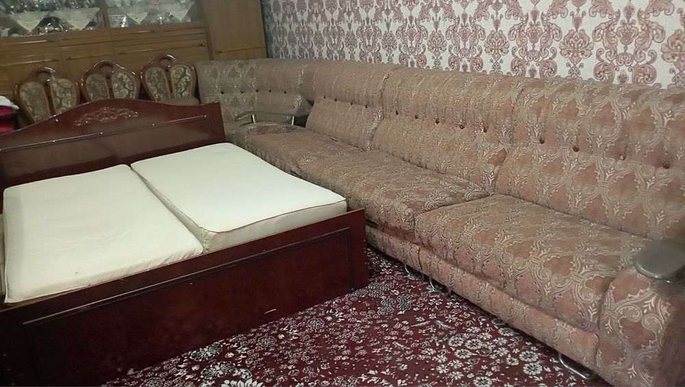 Mebellar sotiladi holati yaxshi, narxi kelishiladi