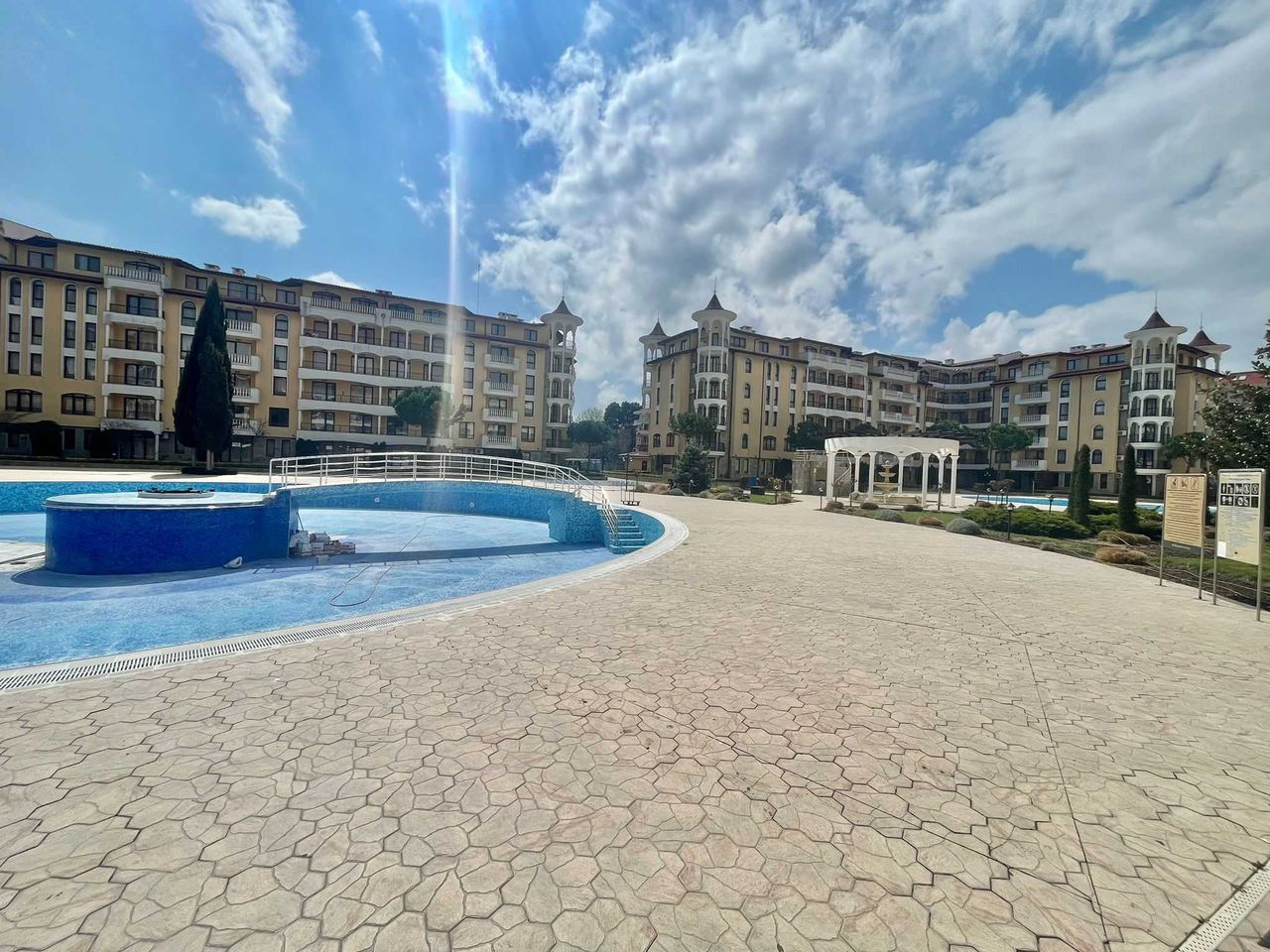 Продава се Двустаен апартамент в к.к. Слънчев бряг - 57 кв.м за 1315 €/кв.м - Снимка #8