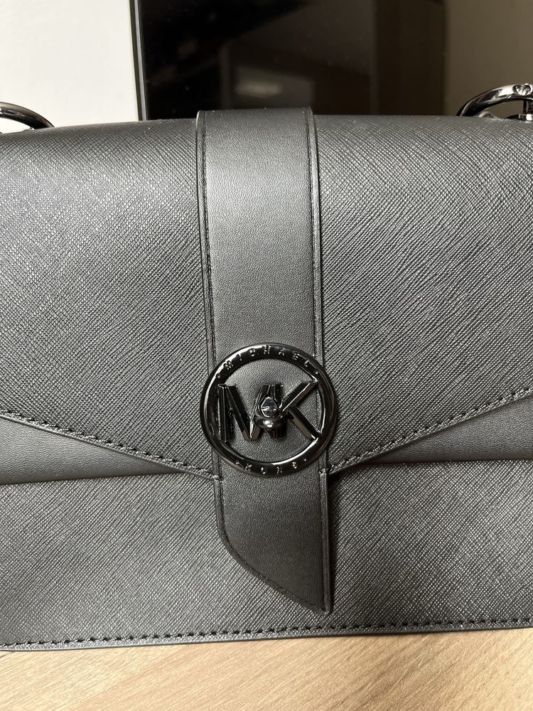 Оригинална чанта Michael Kors