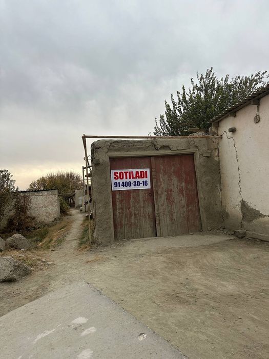 Buxoro-Kogon yoʻli yoqasida hovli sotiladi