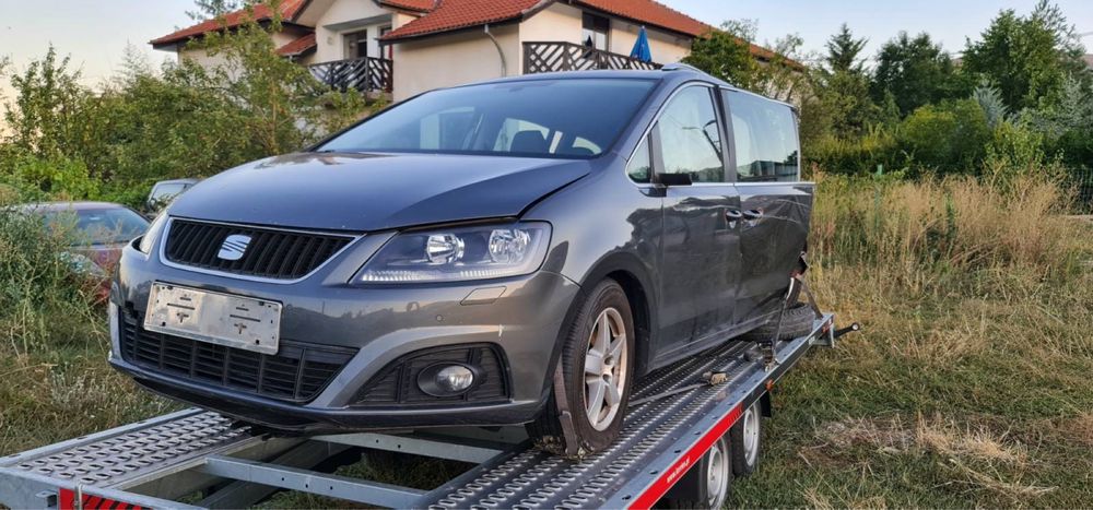 Seat Alhambra на части