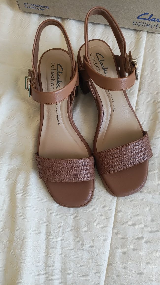 Нови сандали Clarks