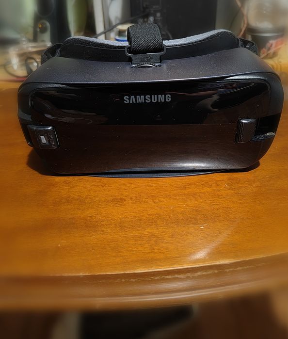 Очила за виртуална реалност Samsung Gear VR