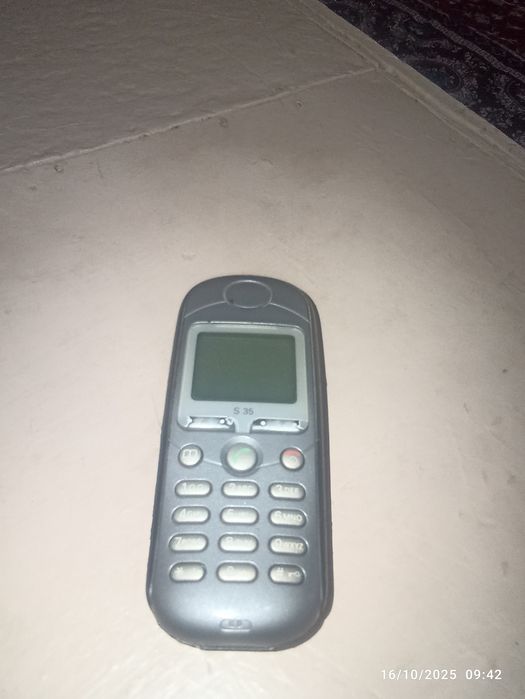 Siemens s35i holati yaxshi ishlamay qoldi negadur...