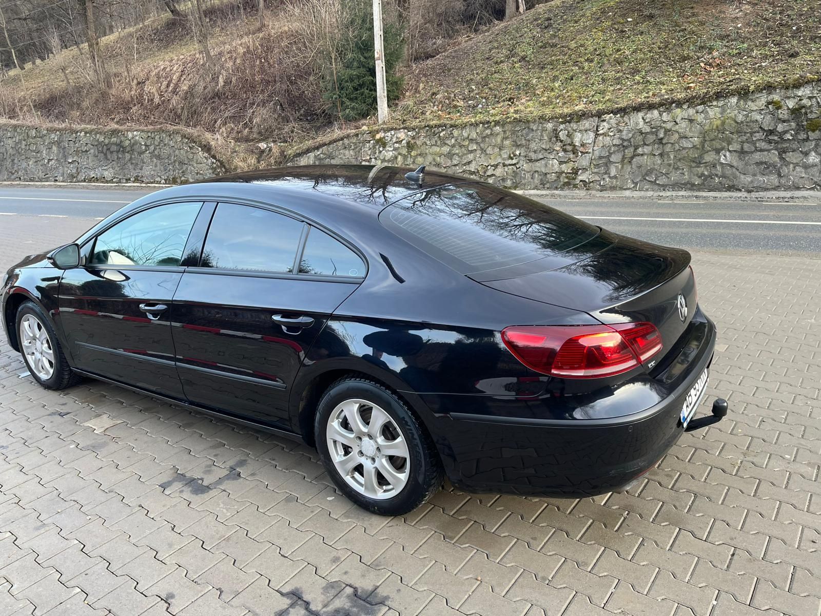 Volkswagen CC Facelift 2.0d, 140CP 8200 euro