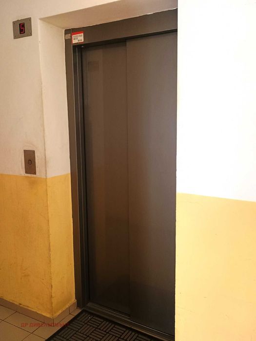 Под наемхубав Двустаен до Метростанция Мусагеница