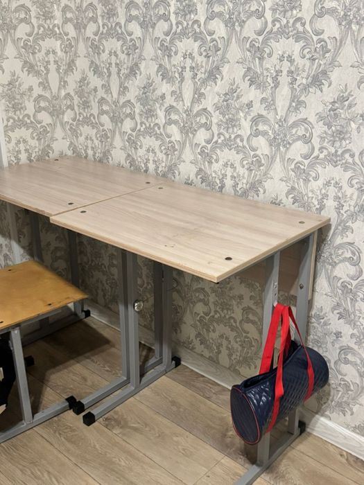 Продам парты со стулом 2 шт