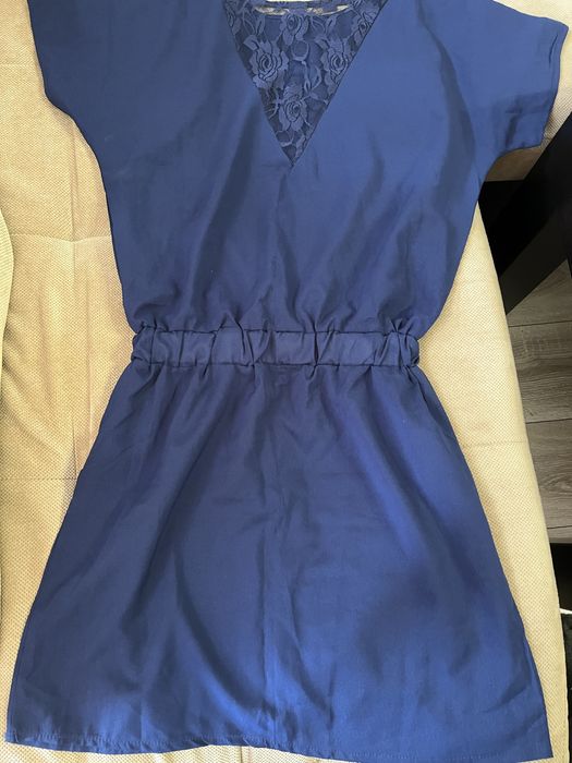 Дамска      рокля