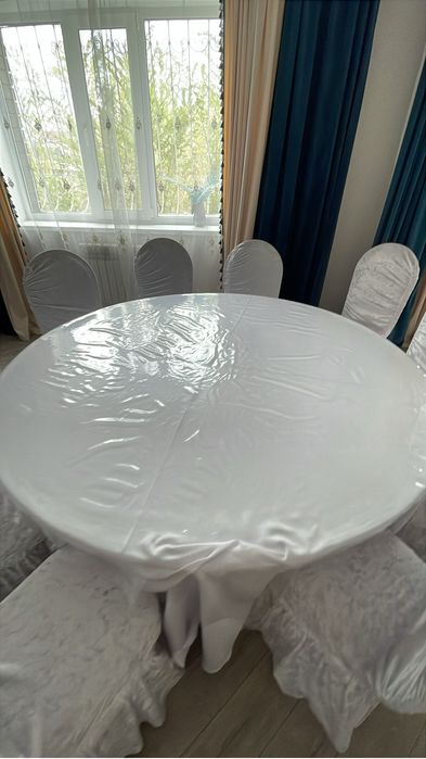 продам стол и стулья