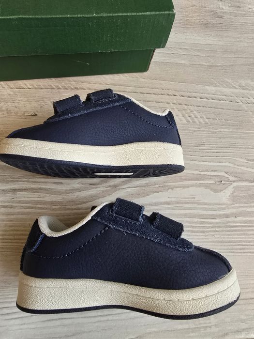 Обувки Lacoste номер 20