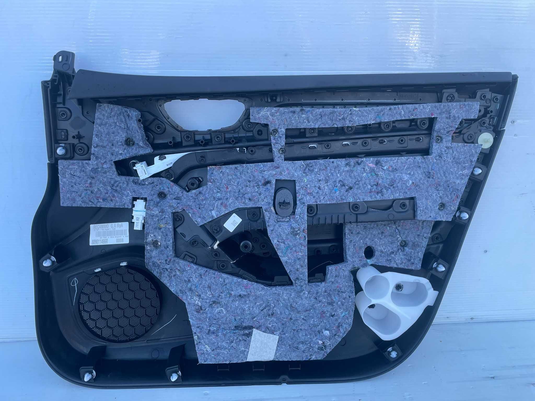 Panou fata usa stanga fata Renault Megane 4 2016+ nou original