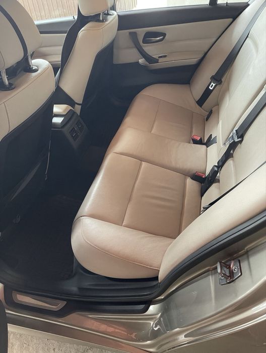 BMW E90 Facelift,2.0