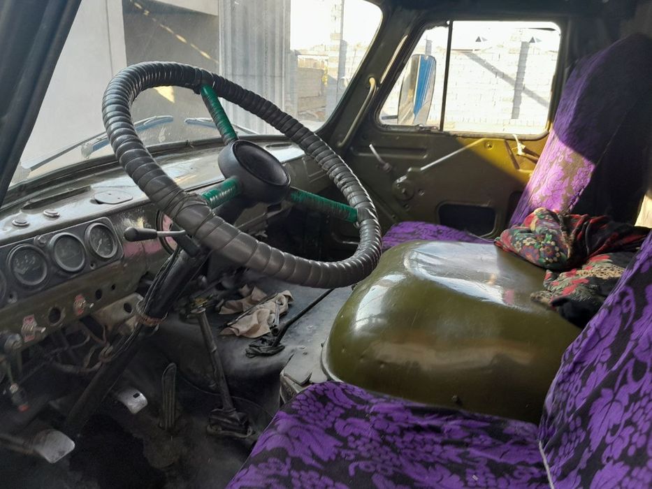 uvazik bortli yuk avtomobil