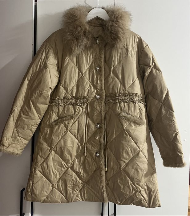 Продам зимние куртки